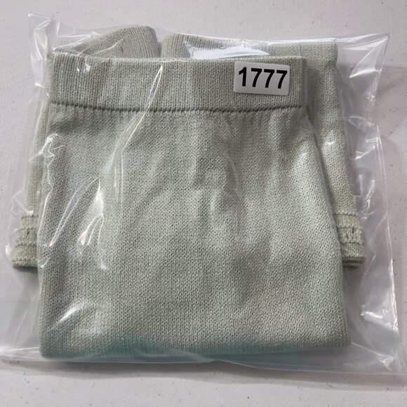 St. John Evening by Marie Gray Knit Skirt with Beaded Hem — Size 10, Light Gray - Picture 15 of 15